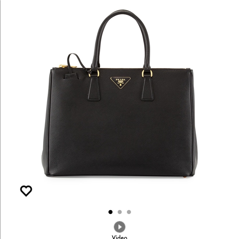 Prada saffiano / medium